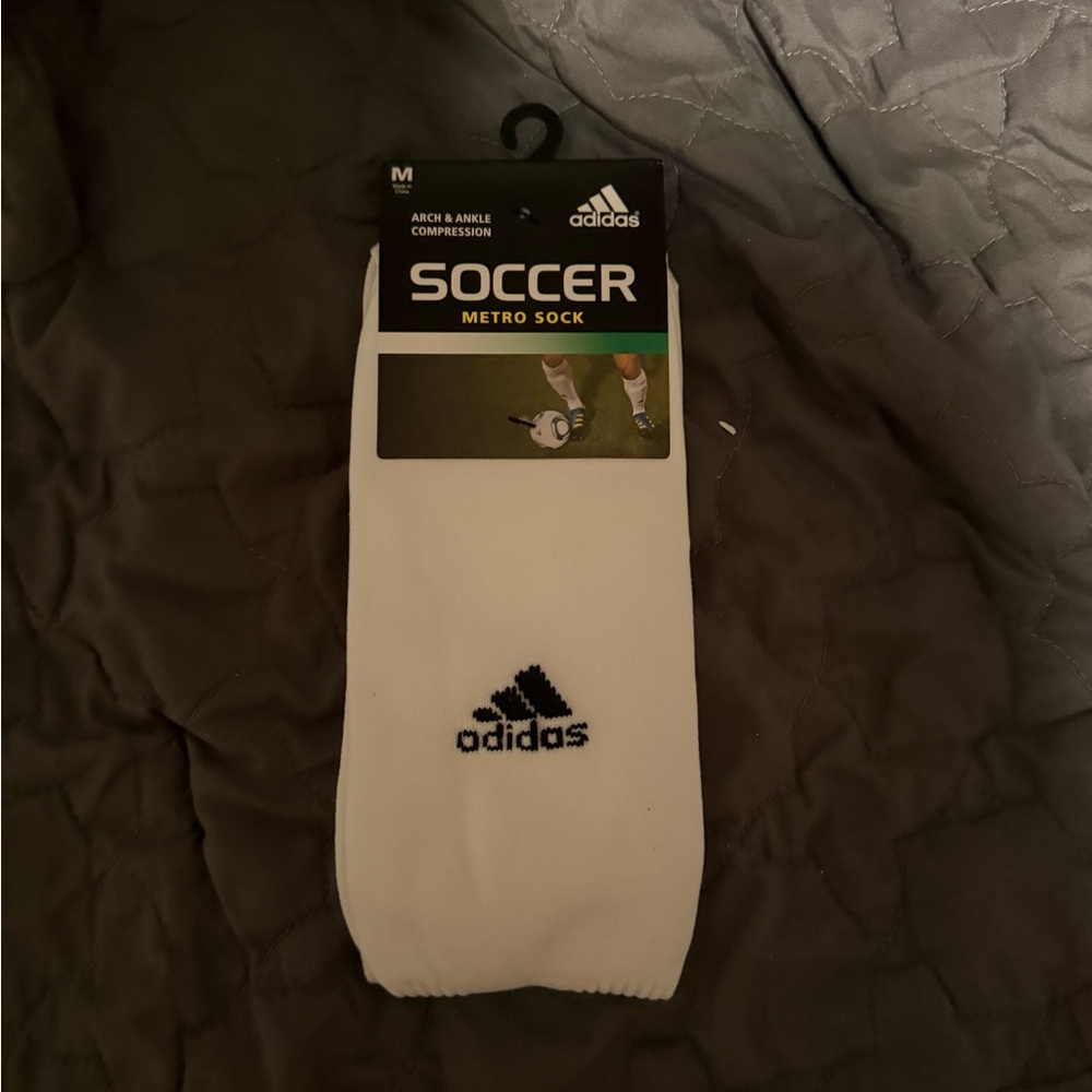 NWT Adidas (Medium) Metro V Over The Calf White Soccer Socks